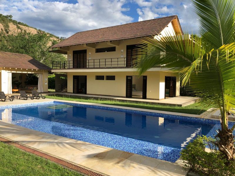 Casa en venta Cundinamarca Apulo Apulo 650 m2 Habitaciones 6 Baños 7 Garajes 6 Precio $1800000000