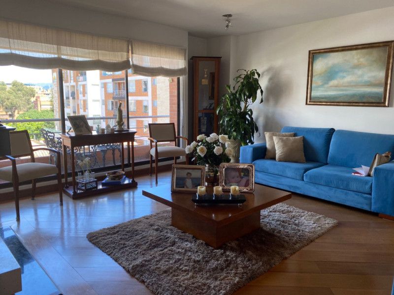 Apartamento en venta Cundinamarca Bogotá San Patricio 219 m2 Habitaciones 3 Baños 4 Garajes 3 Precio $1700000000