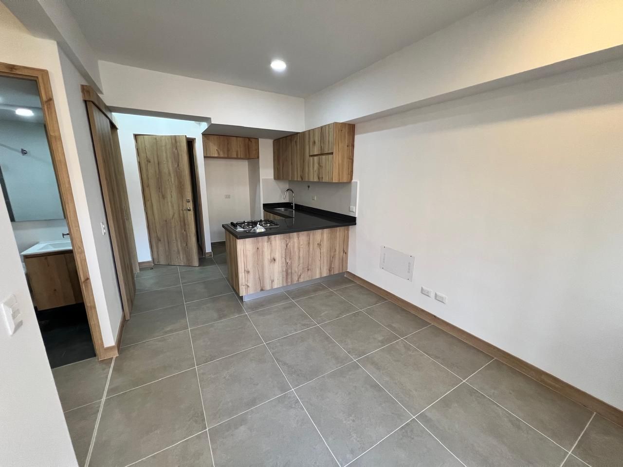 Apartamento en arriendo Antioquia Sabaneta Tres Esquinas 55 m2 Habitaciones 2 Baños 2 Garajes 1 Precio $2700000