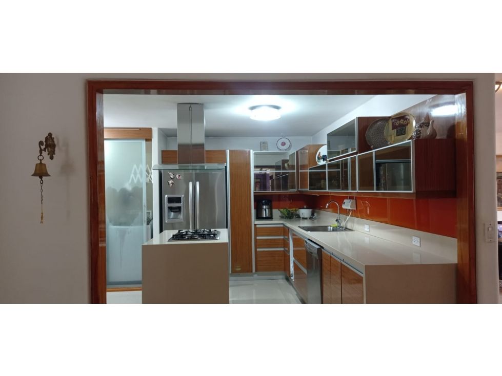 Apartamento en venta Antioquia Medellín Bolivariana 174 m2 Habitaciones 3 Baños 3 Garajes 2 Precio $900000000