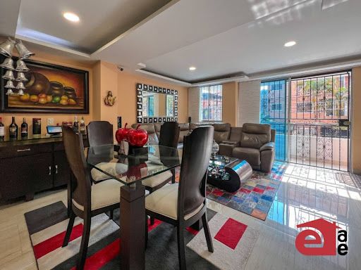 Apartamento en venta Antioquia Envigado La Paz 140 m2 Habitaciones 4 Baños 2 Garajes 1 Precio $780000000