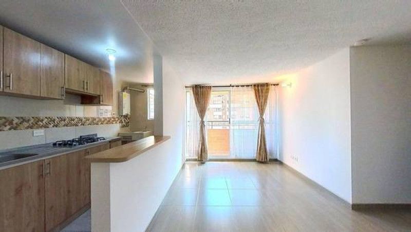 Apartamento en venta Cundinamarca Madrid El Sosiego 60 m2 Habitaciones 3 Baños 2 Garajes 0 Precio $177000000