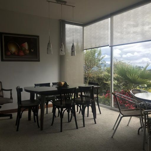 Casa en venta Cundinamarca Sopó Urbano Centro 205 m2 Habitaciones 3 Baños 4 Garajes 4 Precio $1180000000