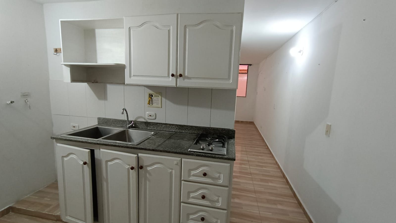 Apartaestudio en arriendo Antioquia Medellín La America 35 m2 Habitaciones 1 Baños 1 Garajes 0 Precio $1300000