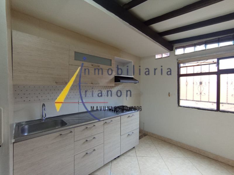 Apartamento en arriendo Antioquia Medellín Miravalle 70 m2 Habitaciones 3 Baños 1 Garajes 0 Precio $1900000