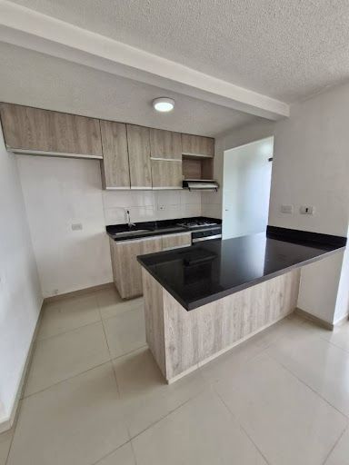 Apartamento en arriendo Antioquia Medellín San German 70 m2 Habitaciones 3 Baños 2 Garajes 1 Precio $3200000