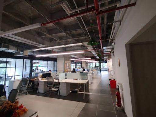 Oficina en arriendo Antioquia Medellín Manila 457 m2 Habitaciones 0 Baños 4 Garajes 16 Precio $79000000