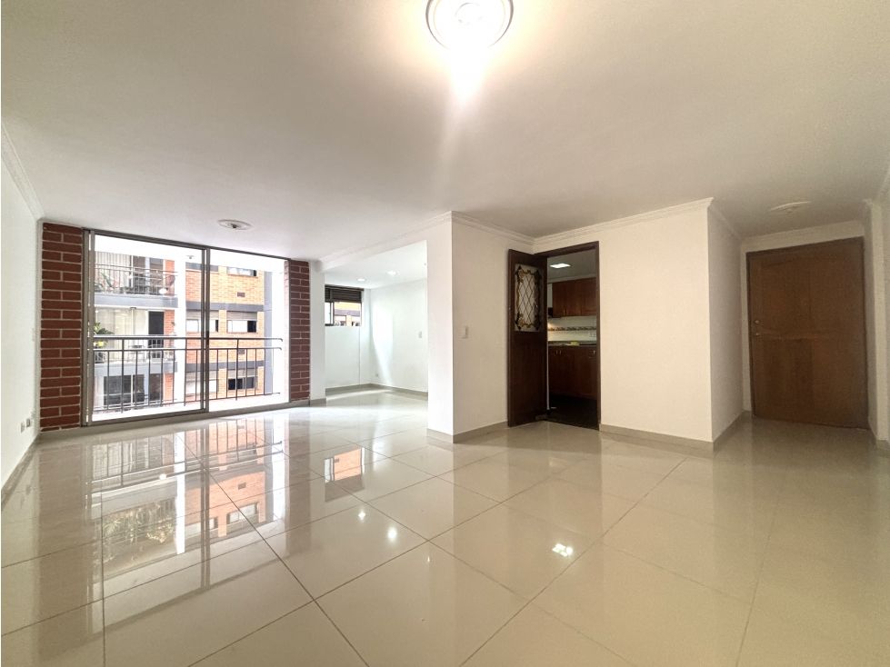 Apartamento en arriendo Antioquia Envigado Cd San Lucas 95 m2 Habitaciones 3 Baños 2 Garajes 1 Precio $3870000