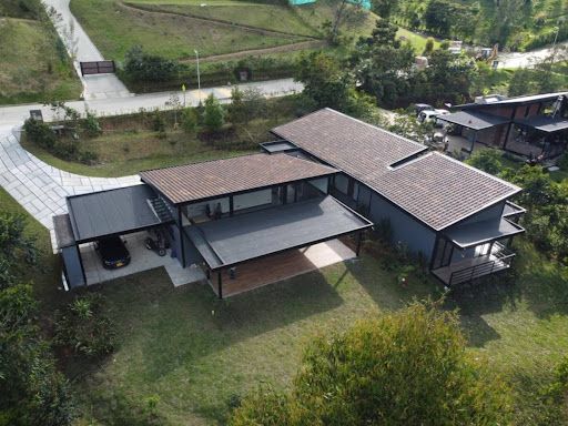 Casa en venta Antioquia El Retiro El Retiro 400 m2 Habitaciones 3 Baños 4 Garajes 3 Precio $3200000000