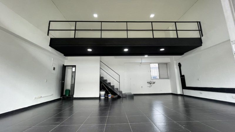 Local en arriendo Valle Del Cauca Cali Ciudad Real 85 m2 Habitaciones 0 Baños 1 Garajes 0 Precio $3800000