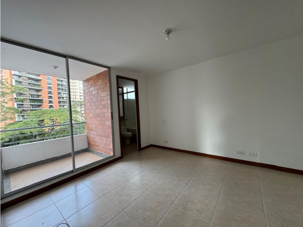 Casa en venta Antioquia Medellín Los Balsos No2 110 m2 Habitaciones 3 Baños 3 Garajes 2 Precio $1200000000