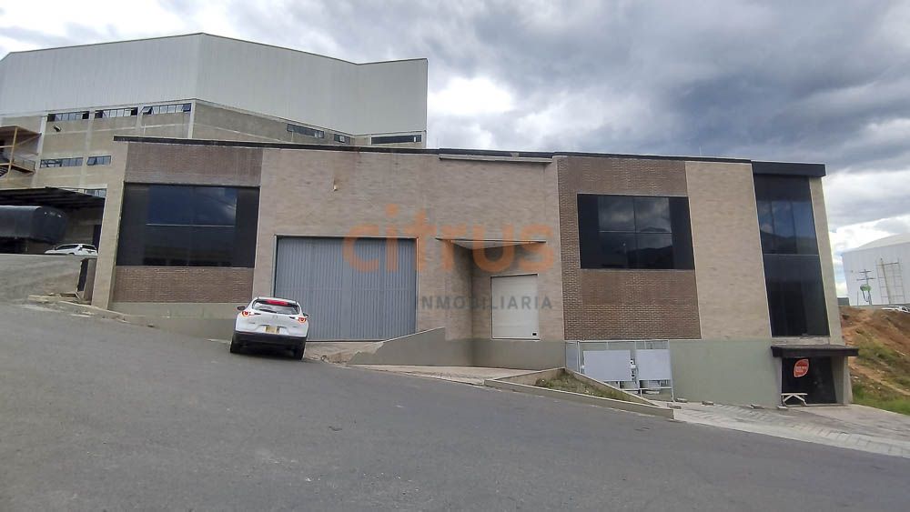 Bodega en arriendo Antioquia Caldas Caldas 678 m2 Habitaciones 0 Baños 2 Garajes 0 Precio $17000000
