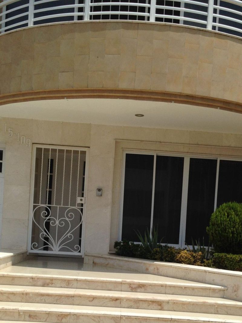 Casa en arriendo Valle Del Cauca Cali El Ingenio 1250 m2 Habitaciones 7 Baños 7 Garajes 2 Precio $9000000