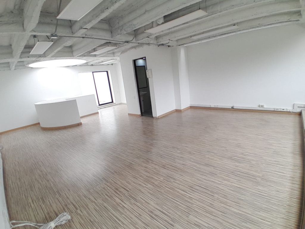 Oficina en arriendo Cundinamarca Bogotá Antiguo Country 123 m2 Habitaciones 0 Baños 3 Garajes 3 Precio $7301500