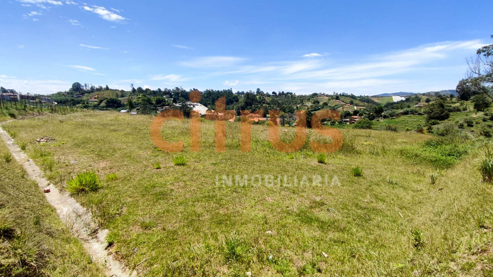 Lote en arriendo Antioquia Marinilla El Chagualo 600 m2 Habitaciones 0 Baños 1 Garajes 2 Precio $2250000