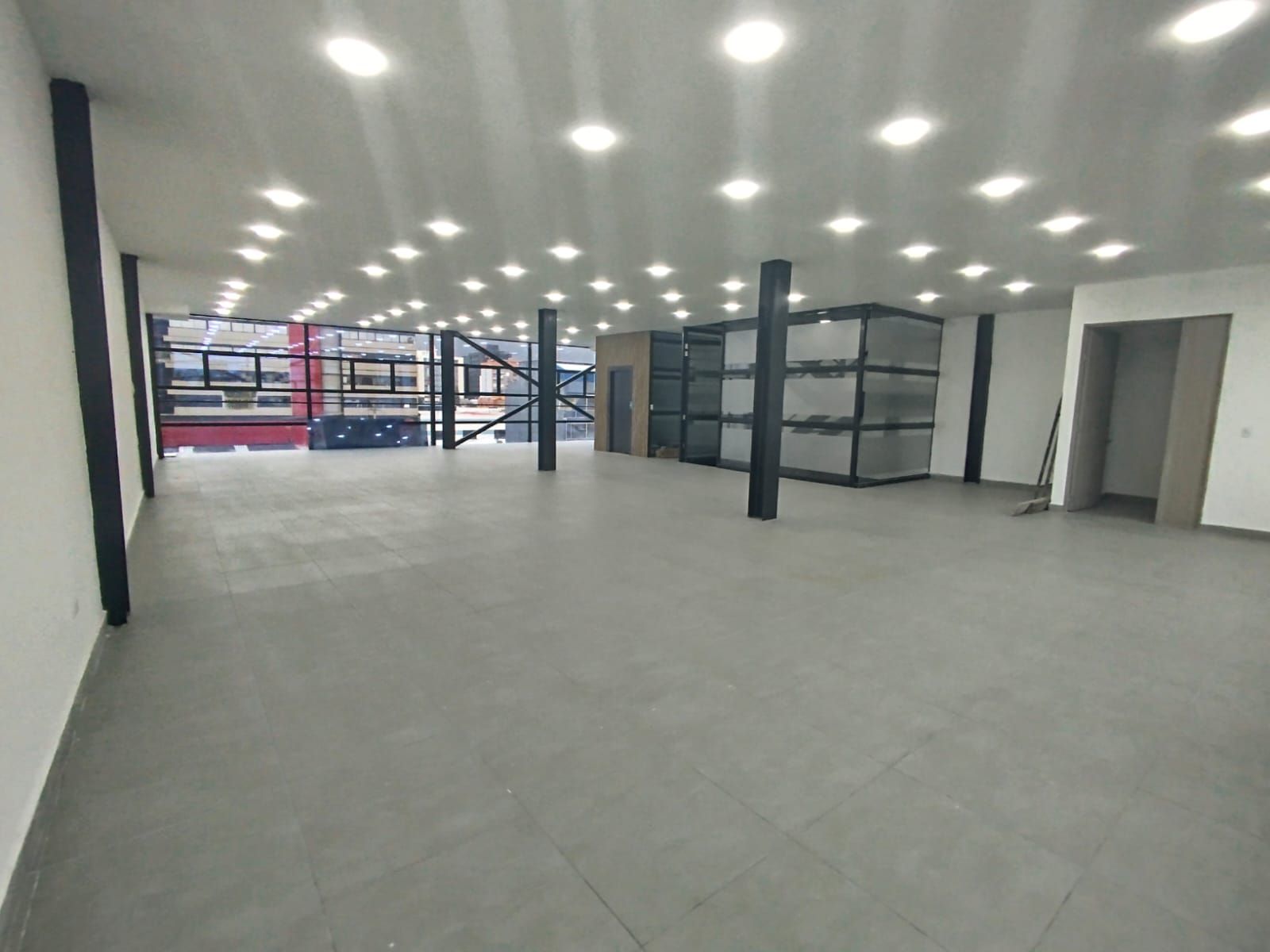 Edificio en arriendo Cundinamarca Bogotá Niza 1050 m2 Habitaciones 0 Baños 10 Garajes 4 Precio $45300000