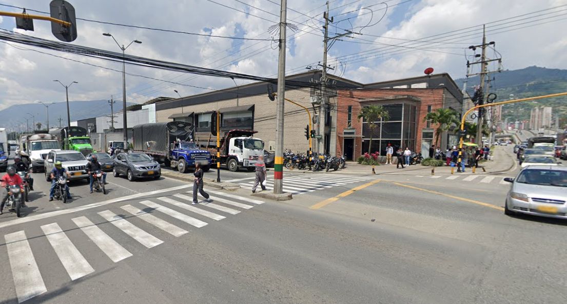 Local en venta Antioquia Itagüí Zona Industrial 2 2630 m2 Habitaciones 0 Baños 0 Garajes 10 Precio $11700000000