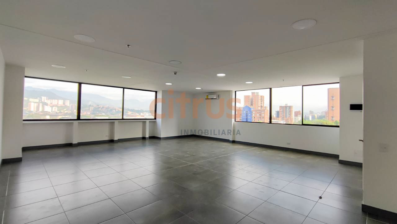 Oficina en venta Antioquia Envigado Bosques De Zúñiga 84 m2 Habitaciones 0 Baños 1 Garajes 2 Precio $972325000