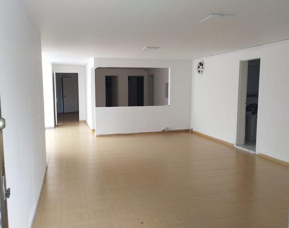 Casa en venta Antioquia Medellín Simon Bolivar 189 m2 Habitaciones 5 Baños 4 Garajes 0 Precio $1370000000