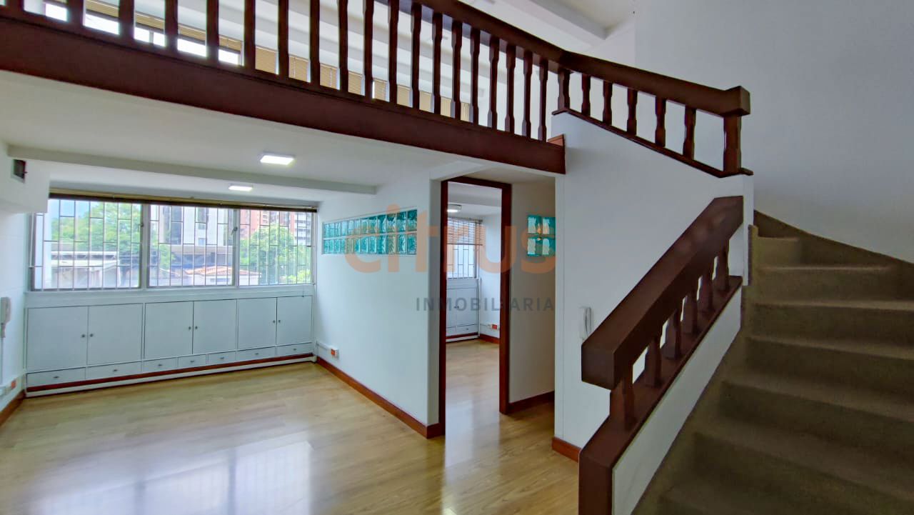 Oficina en arriendo Antioquia Medellín Santa Maria De Los Angeles 61 m2 Habitaciones 0 Baños 1 Garajes 1 Precio $4200000