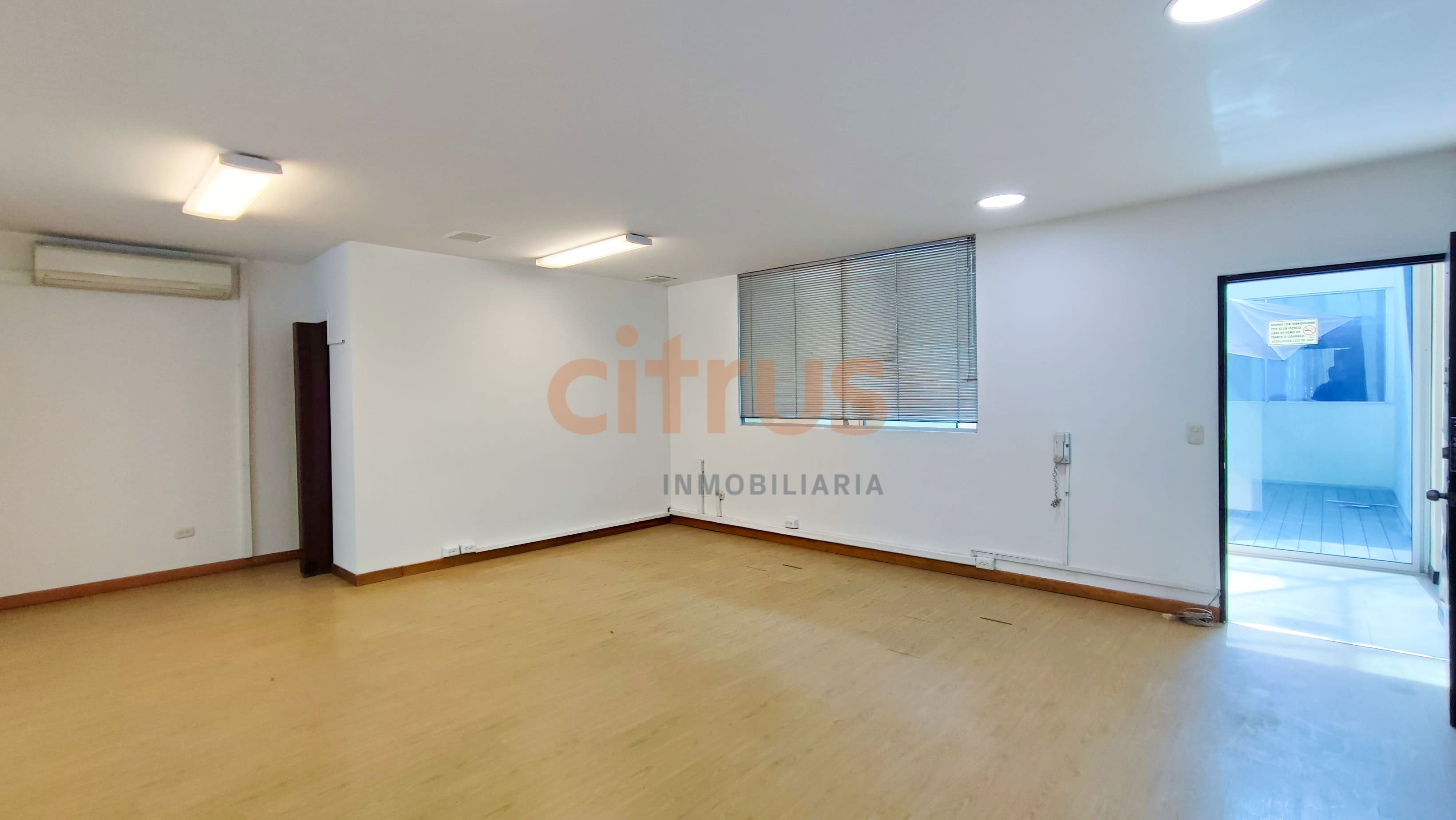 Oficina en arriendo Antioquia Medellín Tenche 67 m2 Habitaciones 0 Baños 1 Garajes 0 Precio $3200000