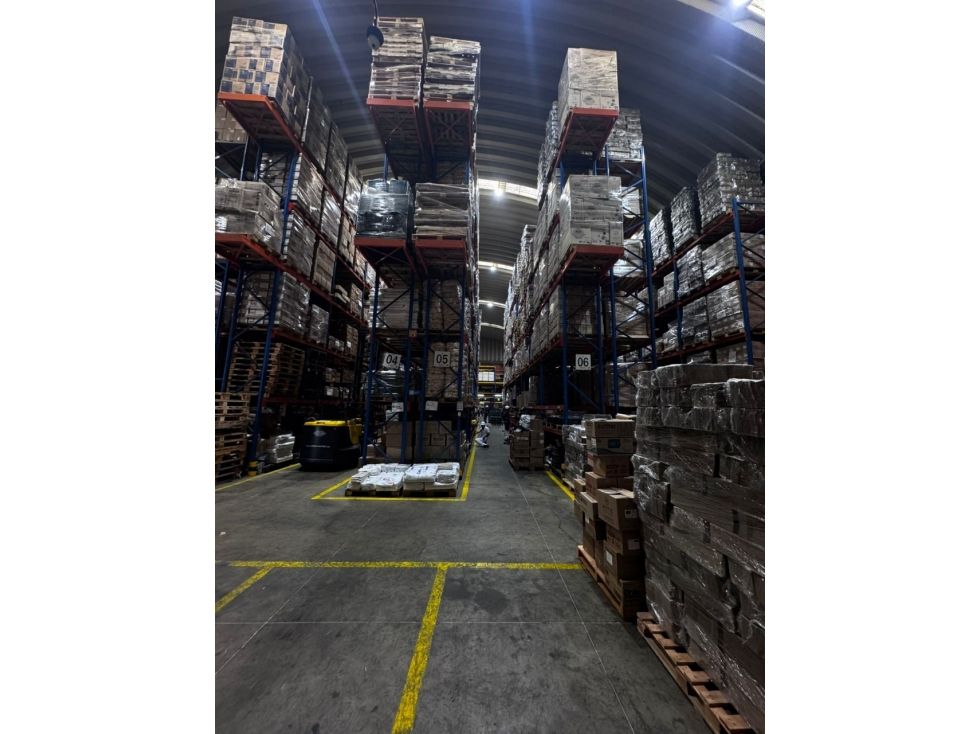 Bodega en arriendo Cundinamarca Cota Cota 1223 m2 Habitaciones 0 Baños 4 Garajes 2 Precio $31798000