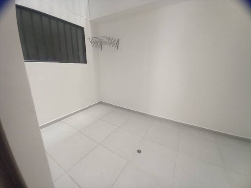 Apartamento en arriendo Antioquia Medellín Boston 80 m2 Habitaciones 3 Baños 2 Garajes 0 Precio $2200000