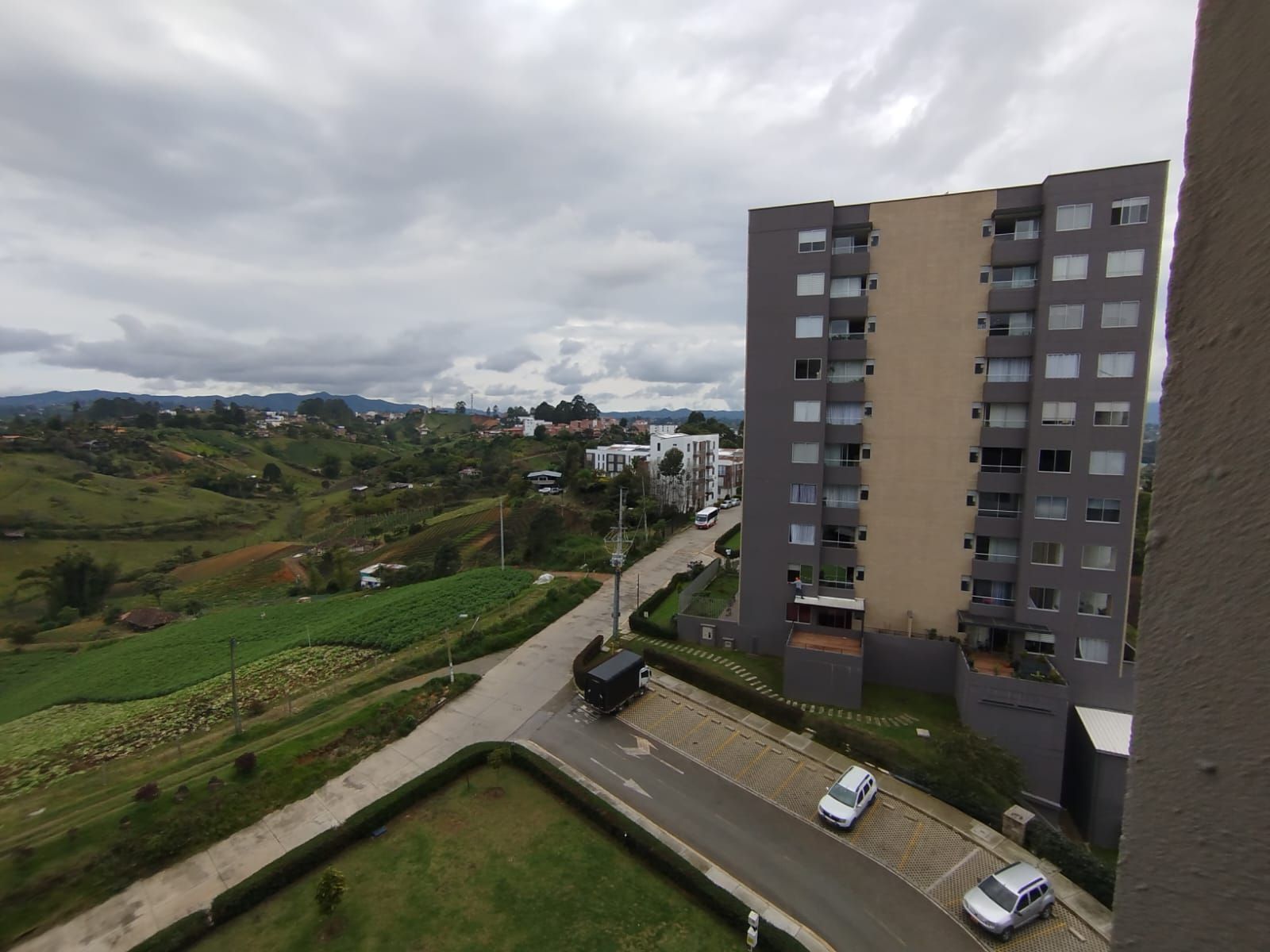 Apartamento en arriendo Antioquia Marinilla La Industrial 67 m2 Habitaciones 2 Baños 2 Garajes 1 Precio $2300000