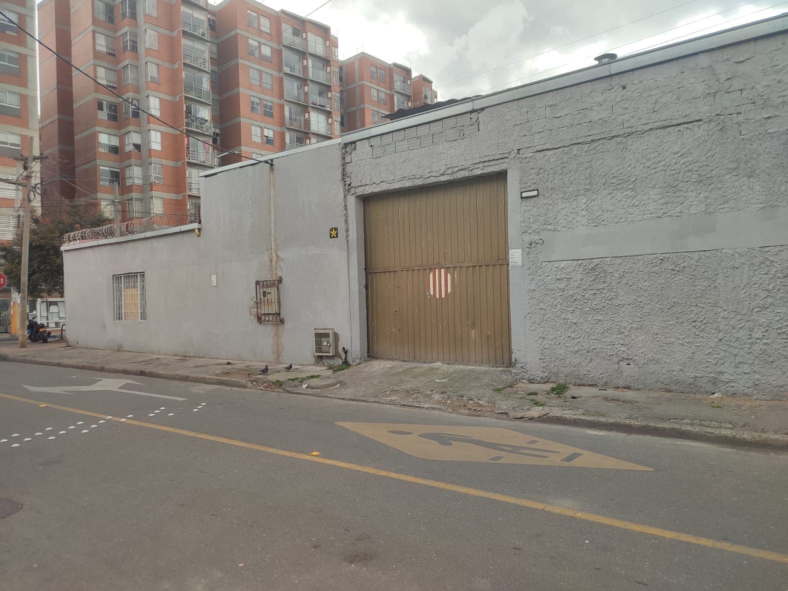 Bodega en venta Cundinamarca Bogotá Santander 386 m2 Habitaciones 0 Baños 2 Garajes 0 Precio $1050000000