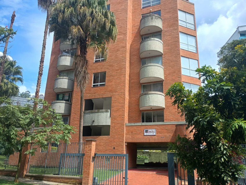 Apartamento en arriendo Antioquia Medellín Asomadera No2 83 m2 Habitaciones 2 Baños 2 Garajes 1 Precio $3975557