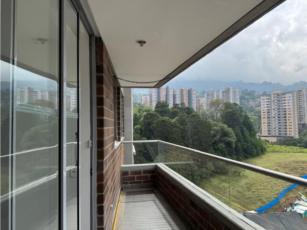 Apartamento en venta Antioquia Envigado El Chinguí 90 m2 Habitaciones 3 Baños 3 Garajes 2 Precio $695000000