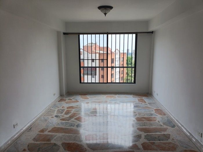 Apartamento en venta Valle Del Cauca Cali Cuarto De Legua - Guadalupe 72 m2 Habitaciones 3 Baños 2 Garajes 1 Precio $380000000