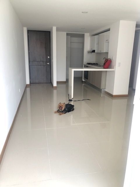 Apartamento en arriendo Valle Del Cauca Cali Urbanización La Flora 64 m2 Habitaciones 2 Baños 2 Garajes 1 Precio $2500000
