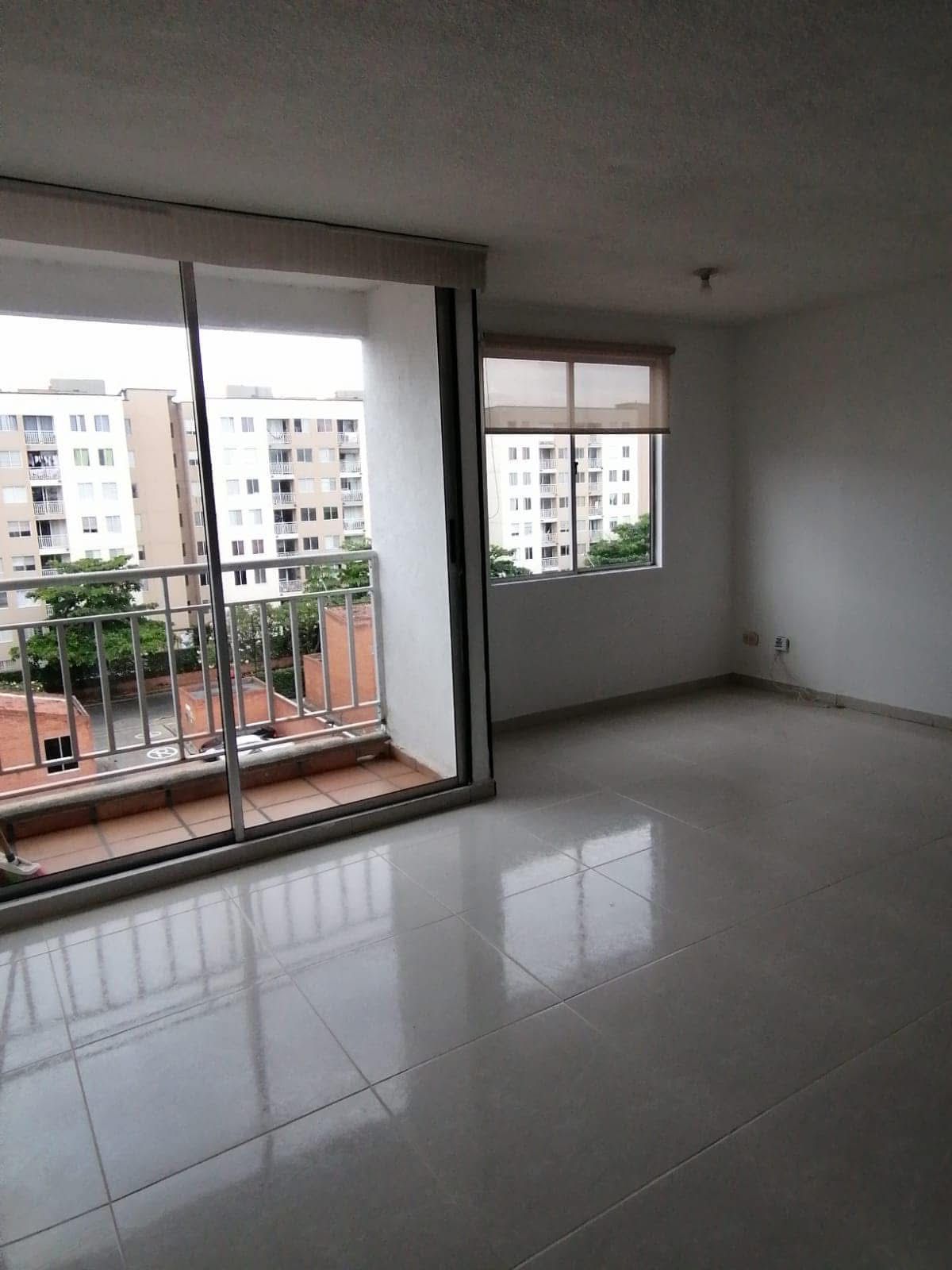 Apartamento en venta Valle Del Cauca Cali Conjunto Residencial Campos Del Bosque 57 m2 Habitaciones 3 Baños 2 Garajes 1 Precio $220000000