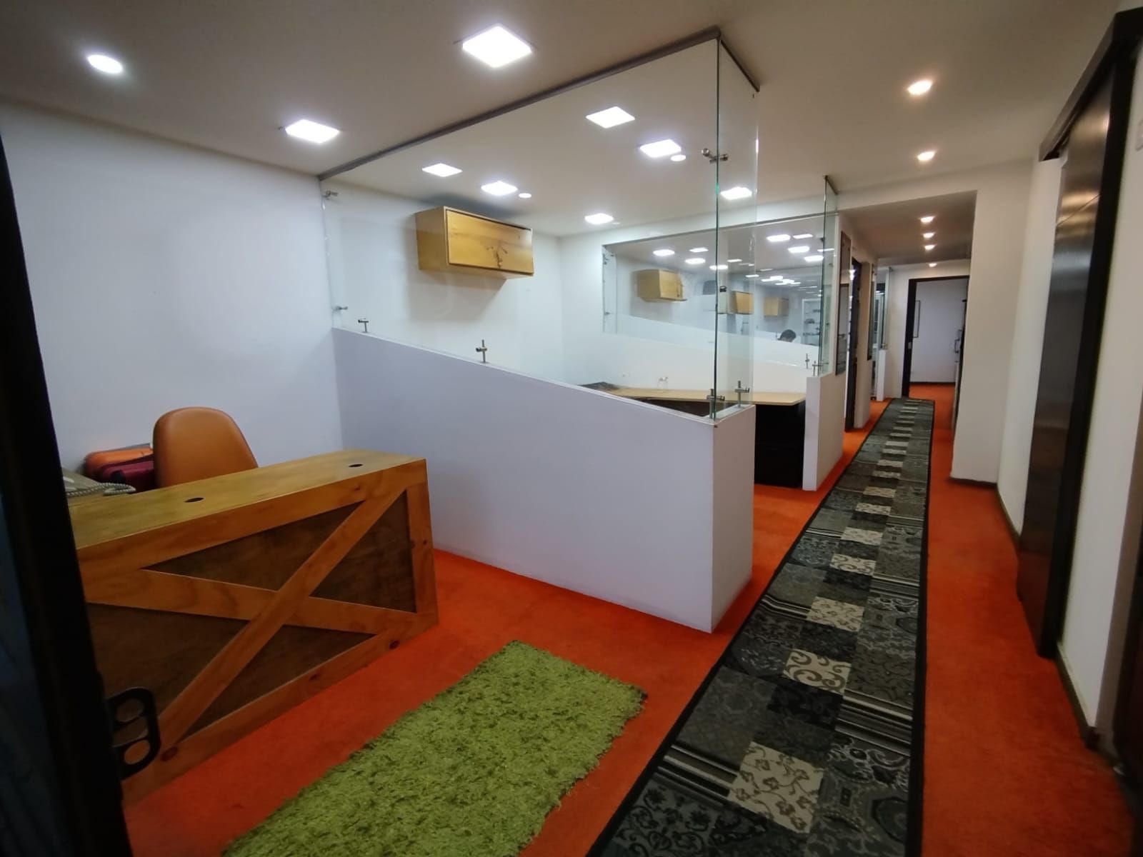 Oficina en arriendo Cundinamarca Bogotá Santa Cecilia 100 m2 Habitaciones 0 Baños 2 Garajes 1 Precio $4500000