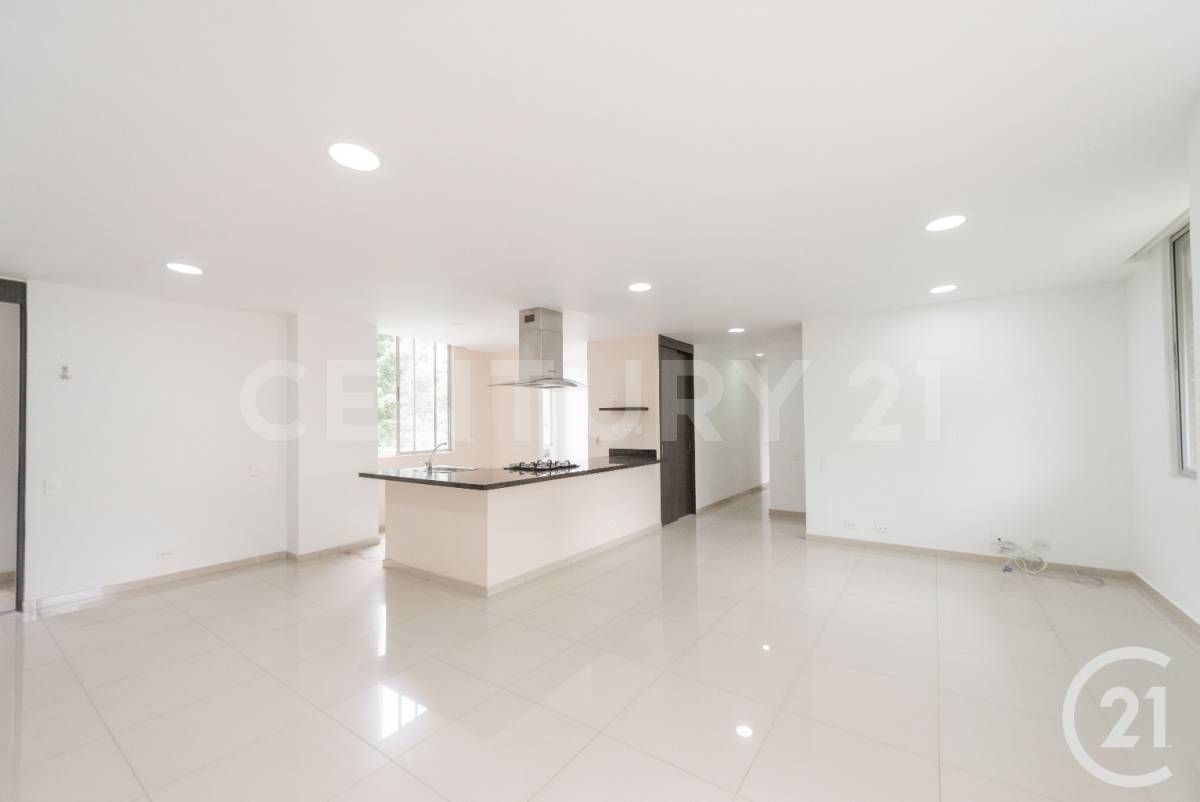 Apartamento en venta Antioquia Medellín Castropol 126 m2 Habitaciones 3 Baños 4 Garajes 2 Precio $850000000