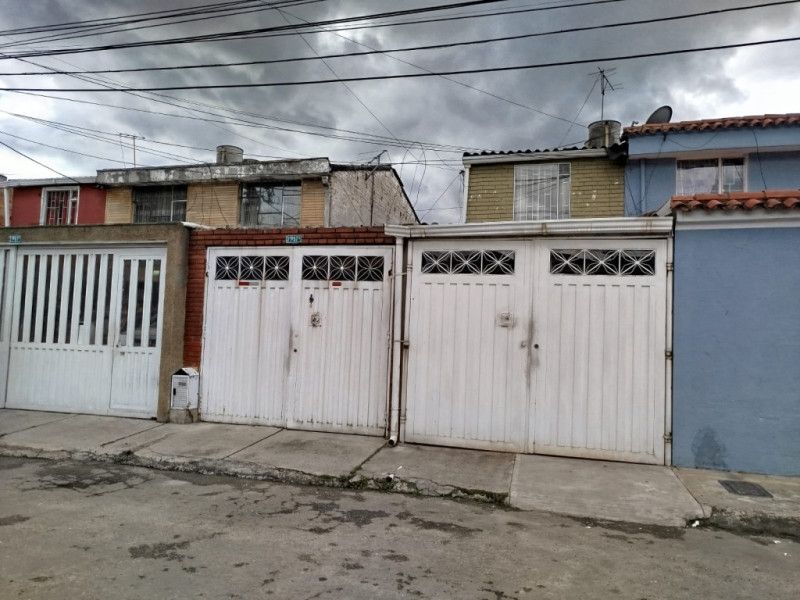 Casa en venta Cundinamarca Bogotá La Cabrera 120 m2 Habitaciones 3 Baños 2 Garajes 2 Precio $410000000