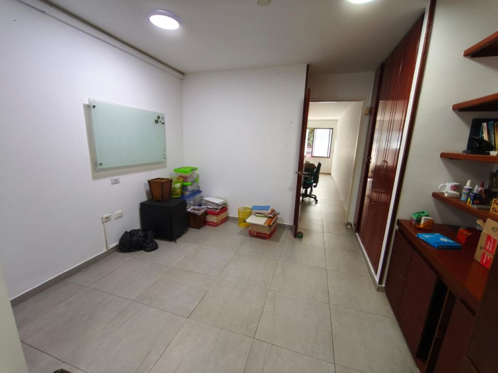 Local en venta Valle Del Cauca Cali Junín 44 m2 Habitaciones 0 Baños 2 Garajes 0 Precio $125000000