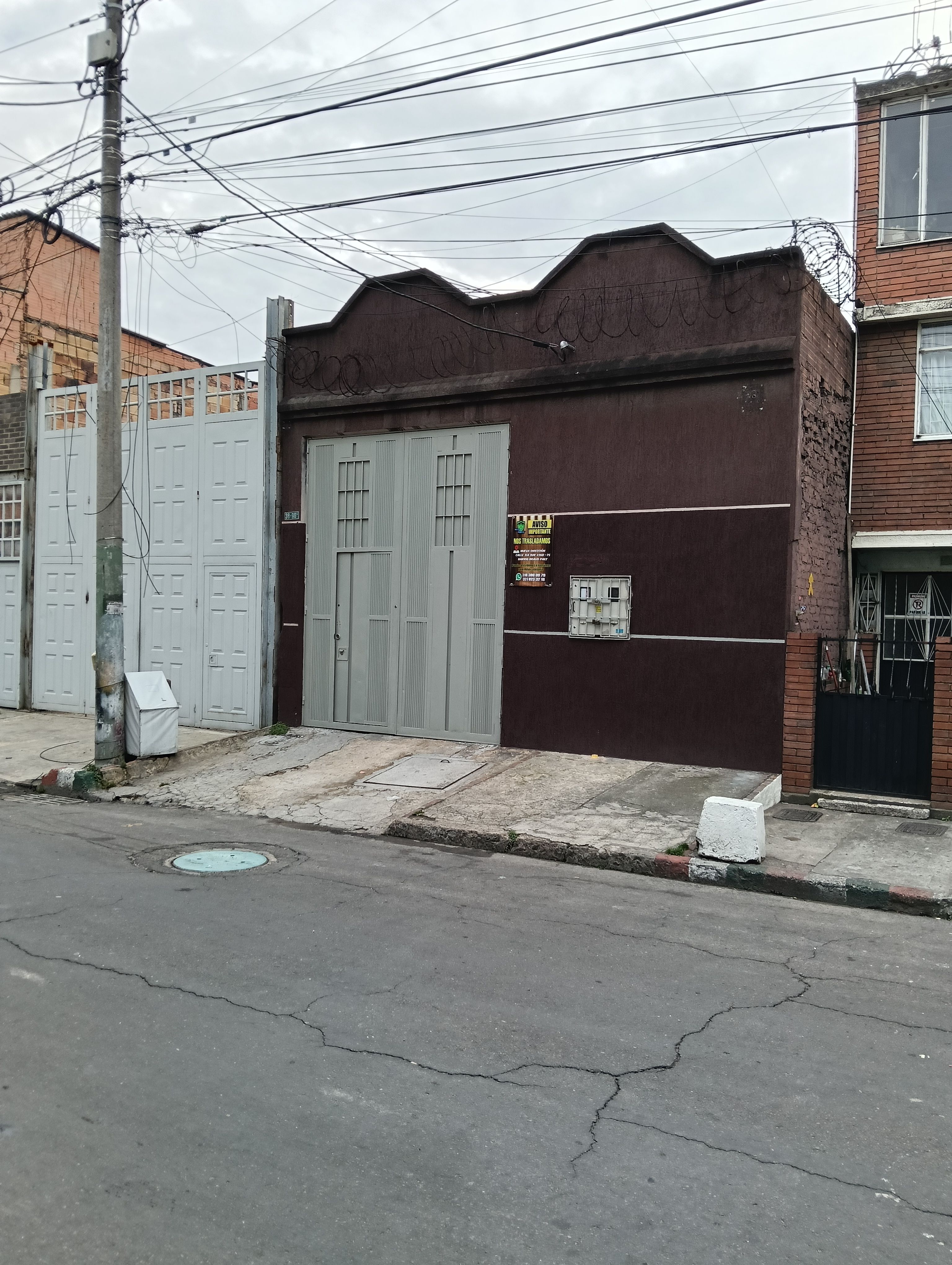 Bodega en arriendo Cundinamarca Bogotá Carvajal 100 m2 Habitaciones 0 Baños 1 Garajes 0 Precio $2500000