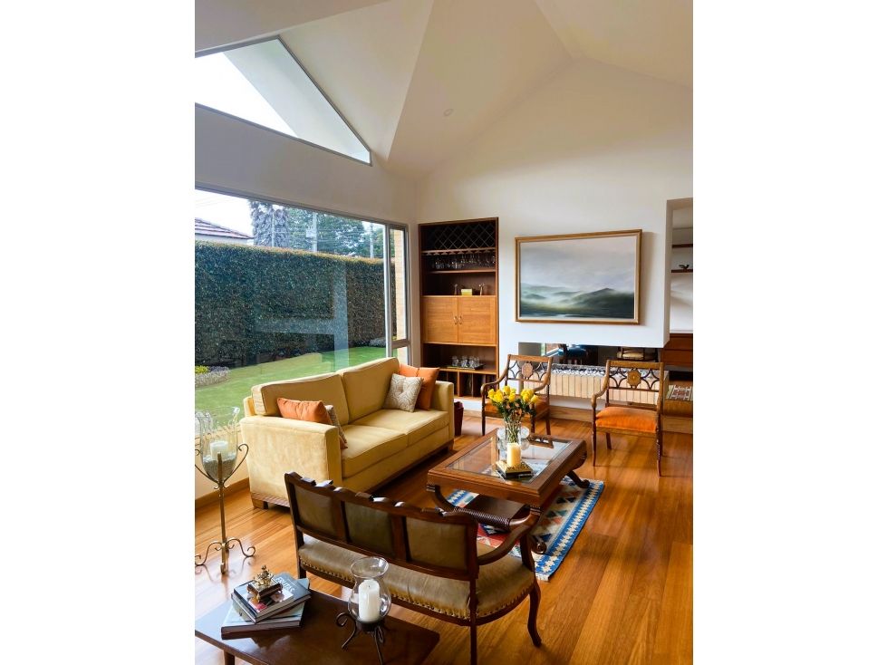 Casa en venta Cundinamarca Cajicá Vda Canelon 261 m2 Habitaciones 3 Baños 5 Garajes 2 Precio $1500000000