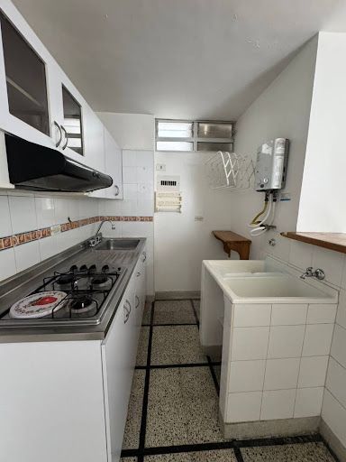 Apartamento en arriendo Antioquia Medellín La America 68 m2 Habitaciones 2 Baños 2 Garajes 1 Precio $2300000