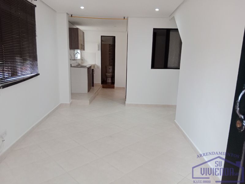 Apartaestudio en arriendo Antioquia Itagüí La Finca 40 m2 Habitaciones 1 Baños 1 Garajes 0 Precio $1150000