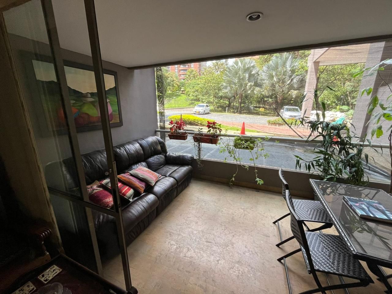 Apartamento en venta Antioquia Medellín El Castillo 135 m2 Habitaciones 3 Baños 3 Garajes 2 Precio $1360000000