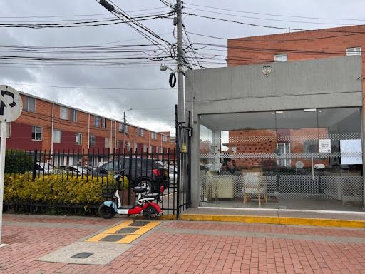 Casa en venta Cundinamarca Bogotá Cr Fontanar Del Rio 75 m2 Habitaciones 4 Baños 2 Garajes 0 Precio $230000000