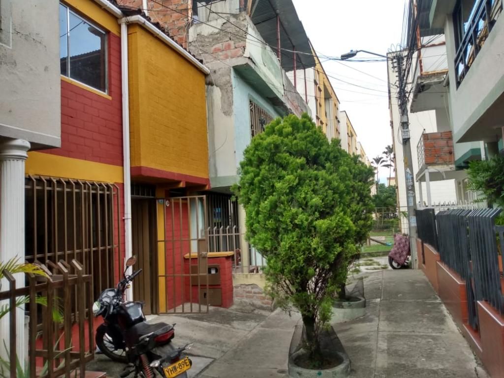 Casa en arriendo Valle Del Cauca Cali Paso Del Comercio 80 m2 Habitaciones 3 Baños 1 Garajes 0 Precio $900000