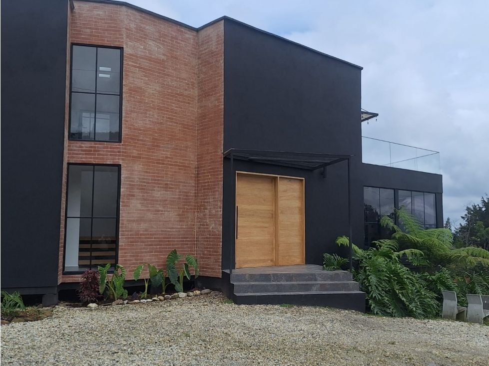 Finca en arriendo Antioquia Rionegro Rionegro 350 m2 Habitaciones 5 Baños 5 Garajes 0 Precio $11000000