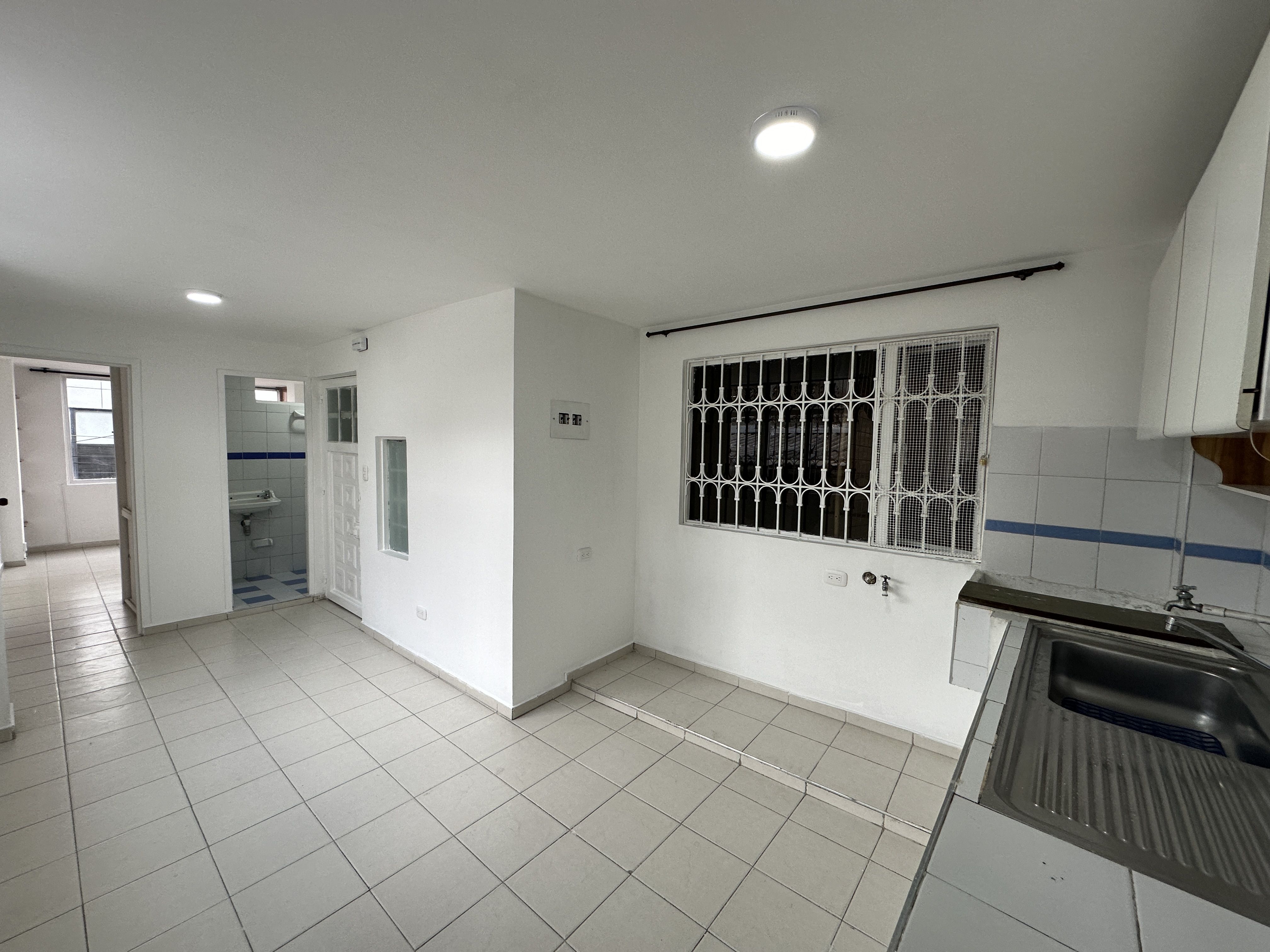 Apartamento en arriendo Cundinamarca Bogotá Colombia 30 m2 Habitaciones 1 Baños 1 Garajes 0 Precio $900000