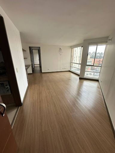 Apartamento en venta Cundinamarca Bogotá El Dorado 59 m2 Habitaciones 3 Baños 2 Garajes 1 Precio $350000000