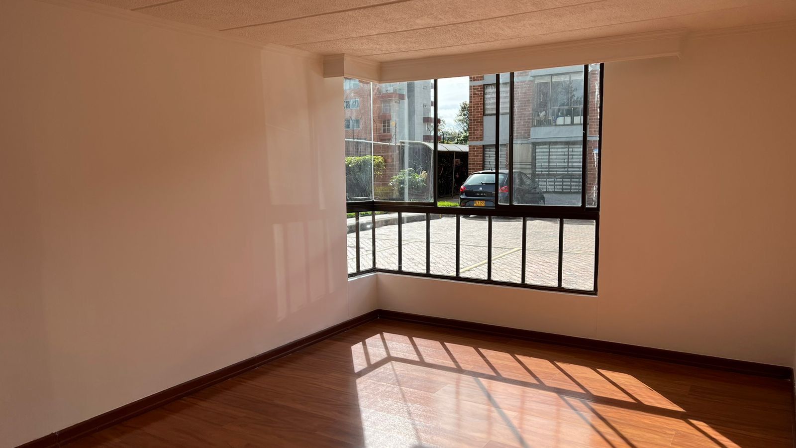 Apartamento en arriendo Cundinamarca Bogotá La Chocita 82 m2 Habitaciones 3 Baños 2 Garajes 1 Precio $2700000