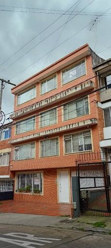 Edificio en venta Cundinamarca Bogotá Pardo Rubio 484 m2 Habitaciones 14 Baños 14 Garajes 1 Precio $2950000000